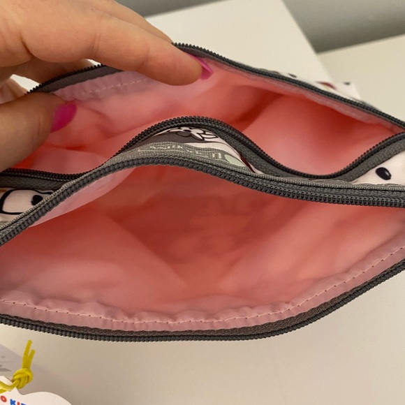 RARE- LeSportsac x Hello Kitty Tote & Clutch NWT - Picture 5 of 10